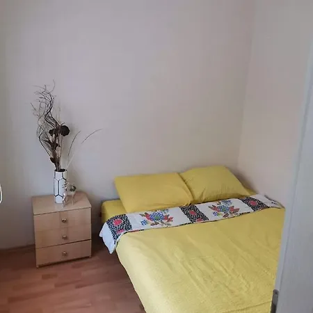 Kole Apartman Apartment Pale